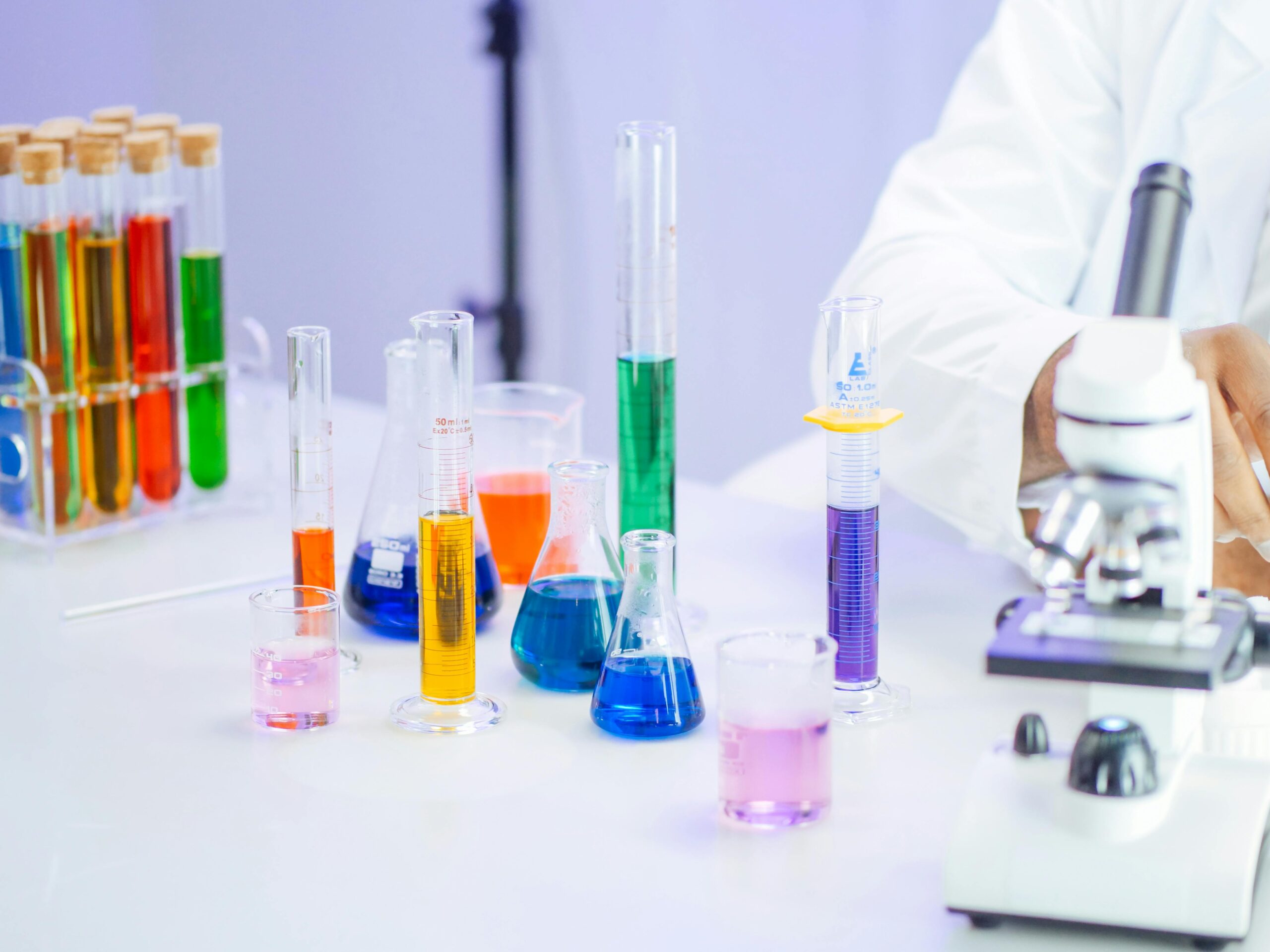 Why Specialty Chemicals Are Essential for Advanced Textile Processing